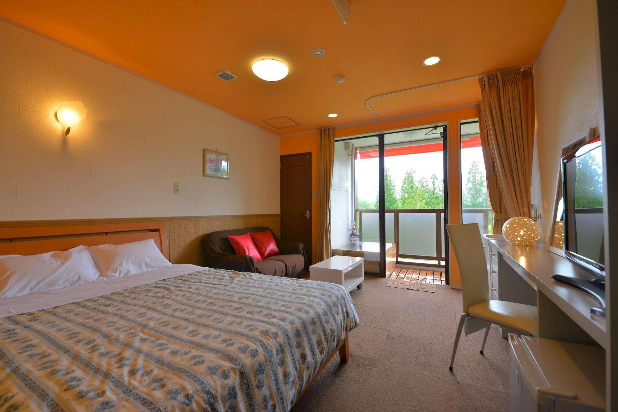 Hotel Casual Euro Нико Екстериор снимка